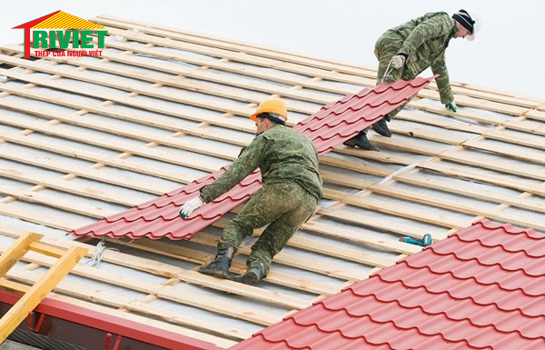 Xác định được trọng lượng tôn phù hợp khi lợp mái để giảm áp lực công trình